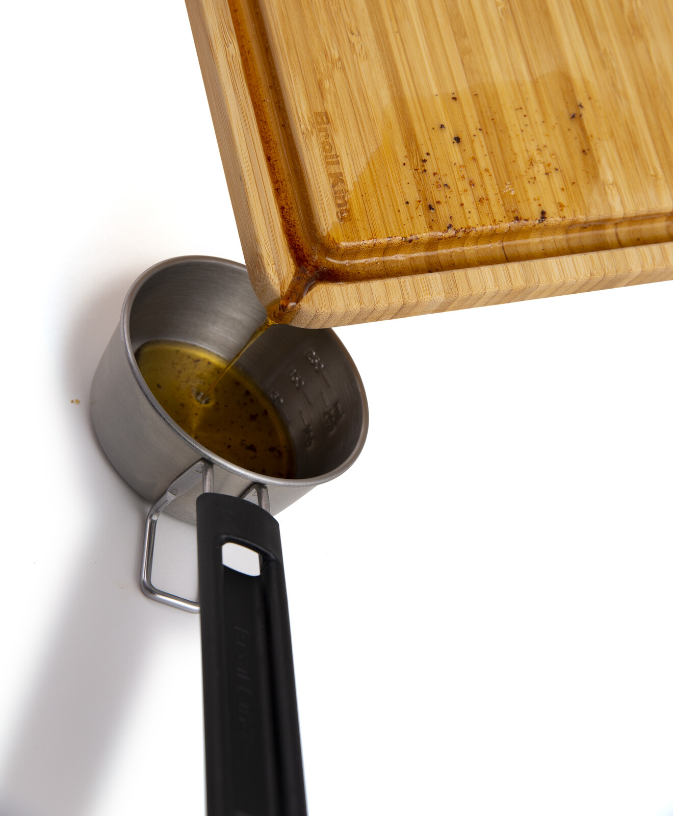 Broil King Baron™ Bamboo Cutting And Serving Board
