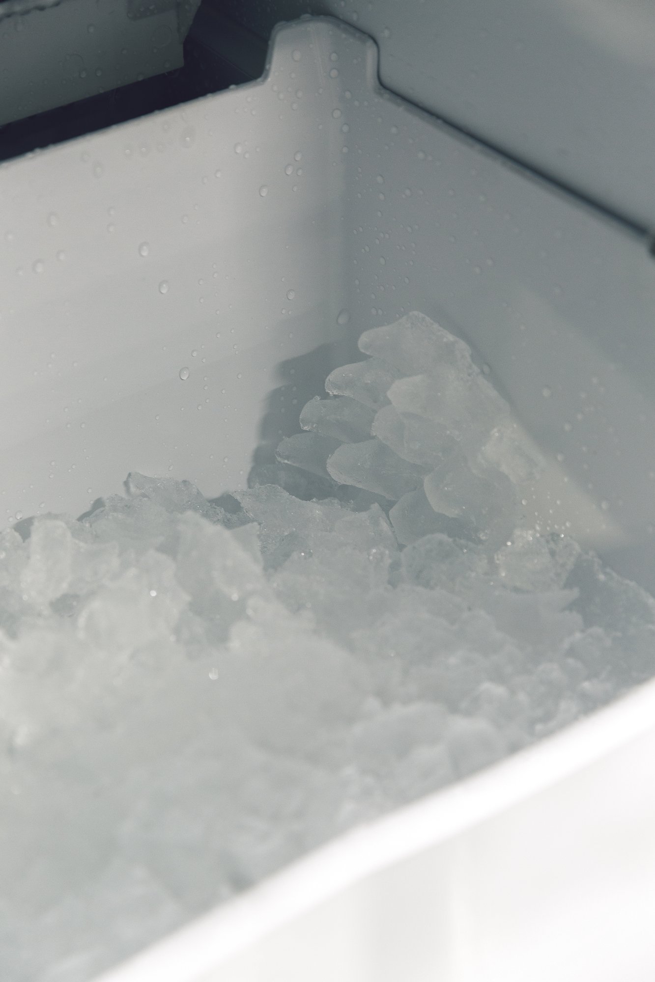 TrueFlame 15" Outdoor Ice Maker - Standard