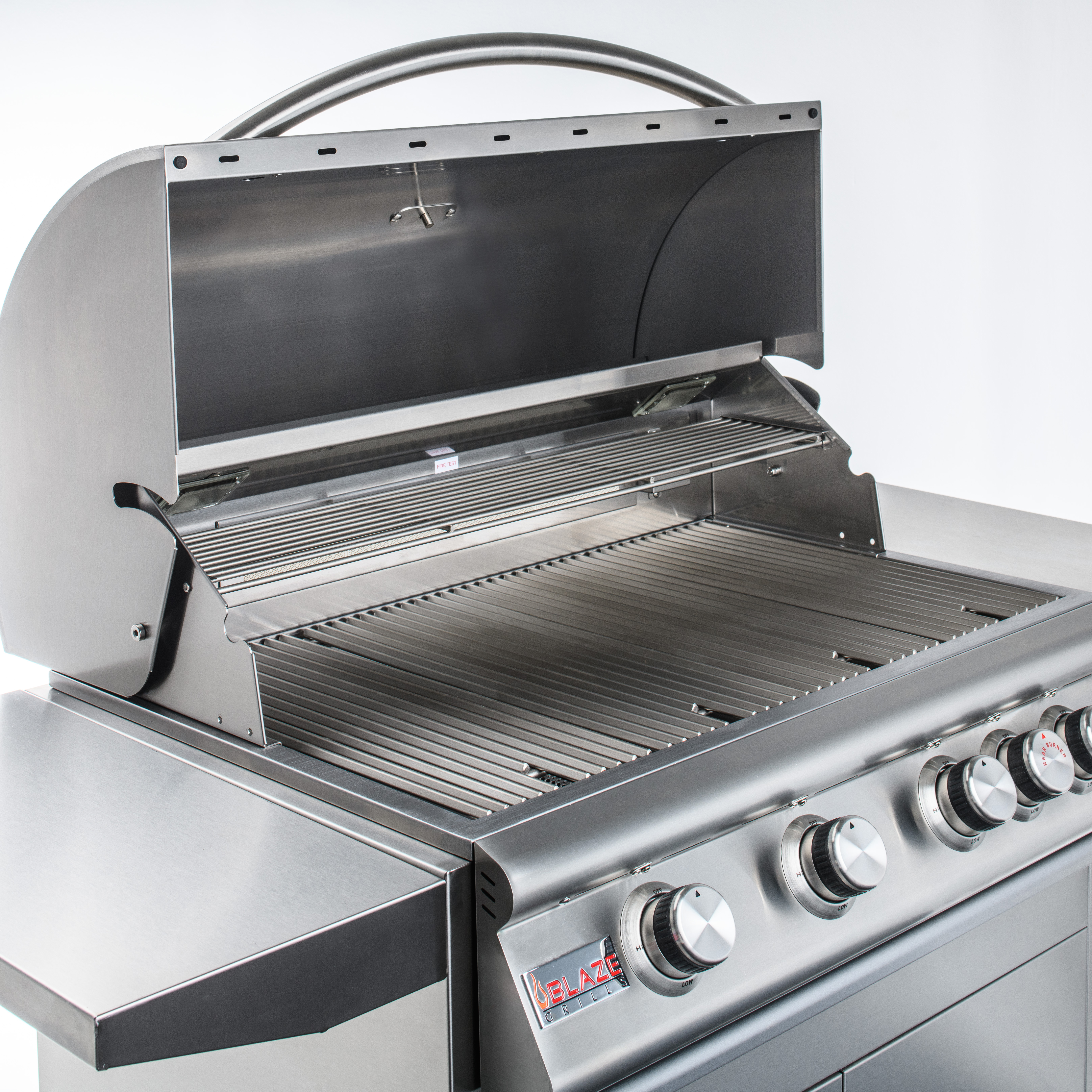 Blaze 32-Inch 4-Burner LTE Gas Grill with Rear Burner and Built-in Lighting System (Natural Gas)