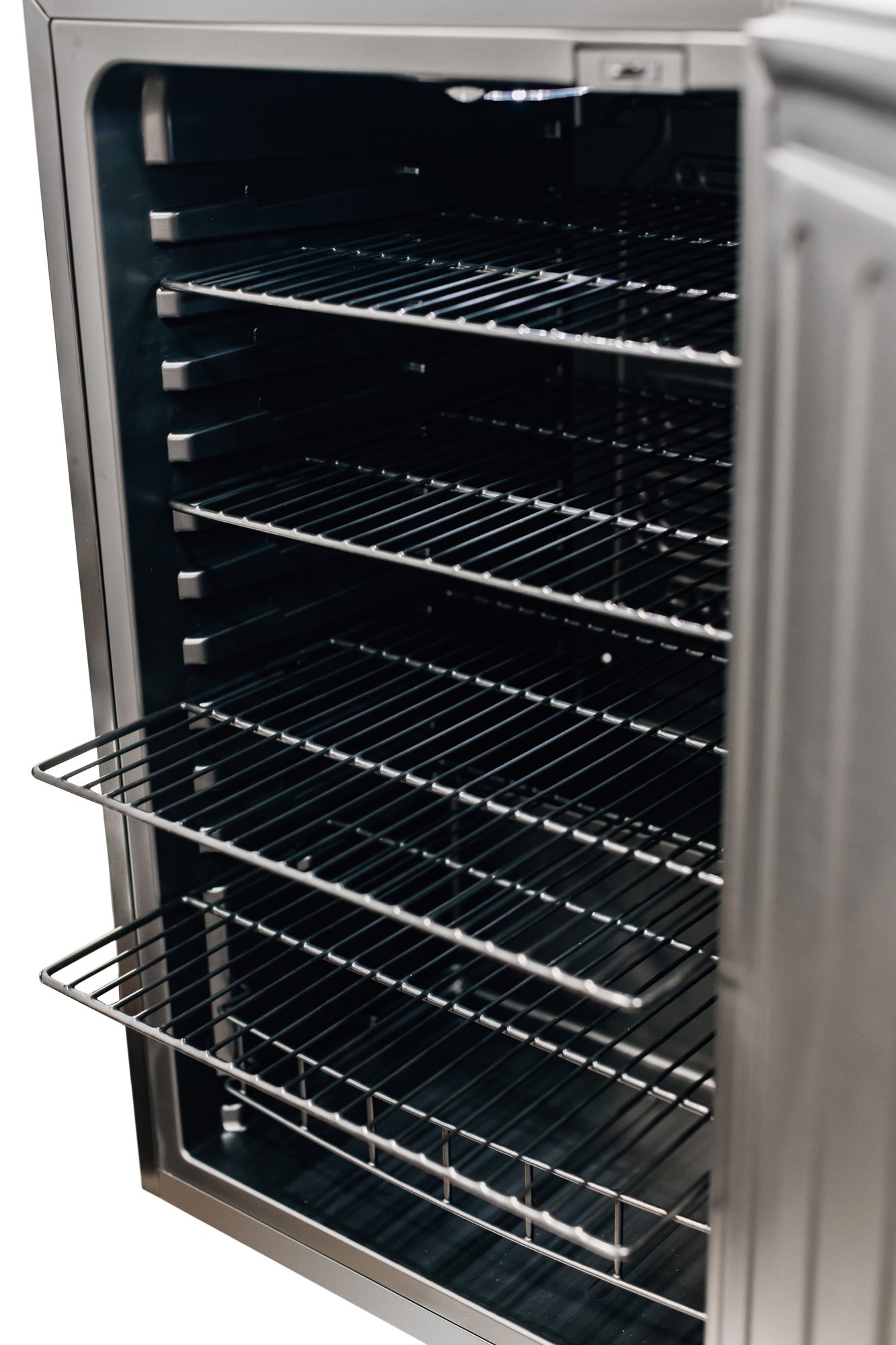 TrueFlame 22" Outdoor Refrigerator - Solid Door Single