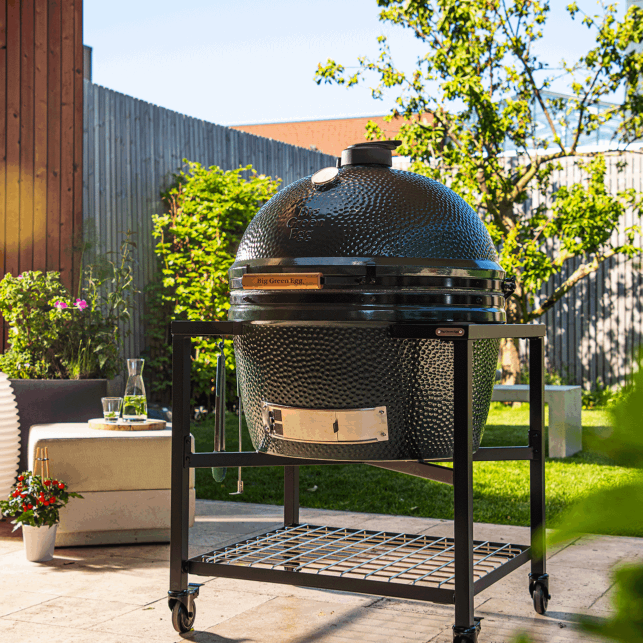 Big Green Egg 2XL Kamado Grill - Egg In The Box