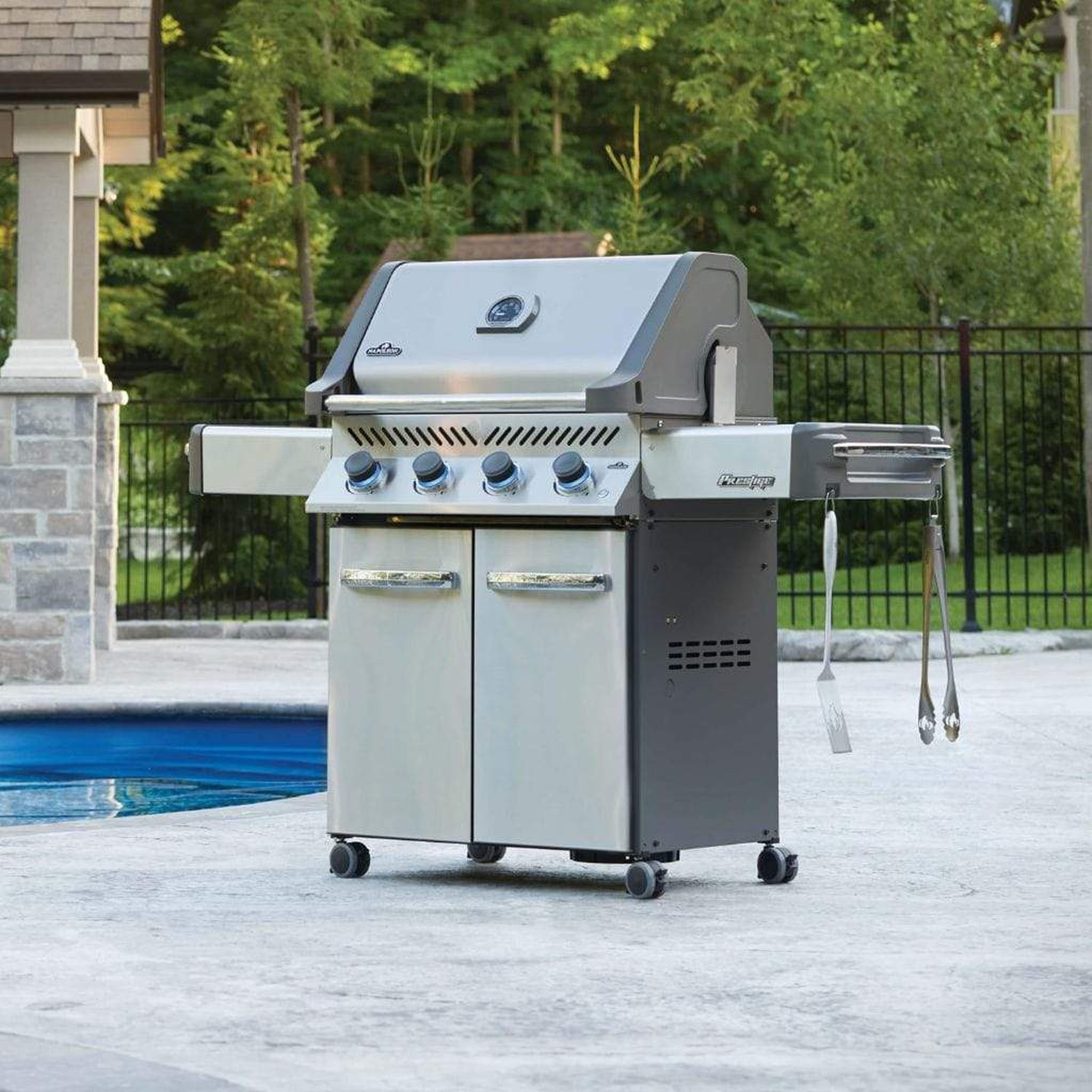 Prestige 500 LP Gas Grill, Stainless Steel (CLOSEOUT Sale - Was $1012.90)