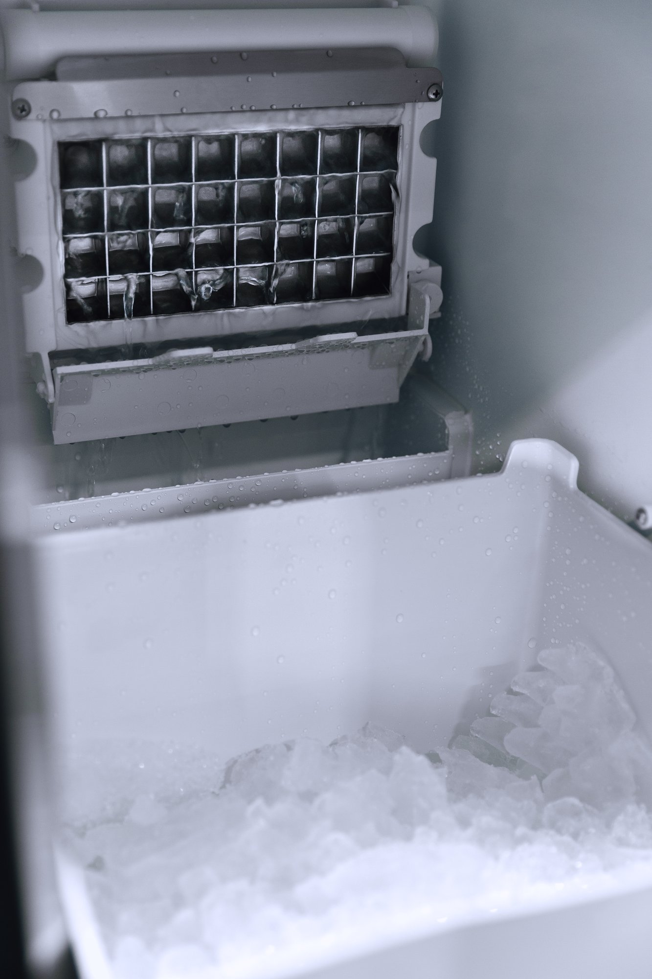 TrueFlame 15" Outdoor Ice Maker - Standard