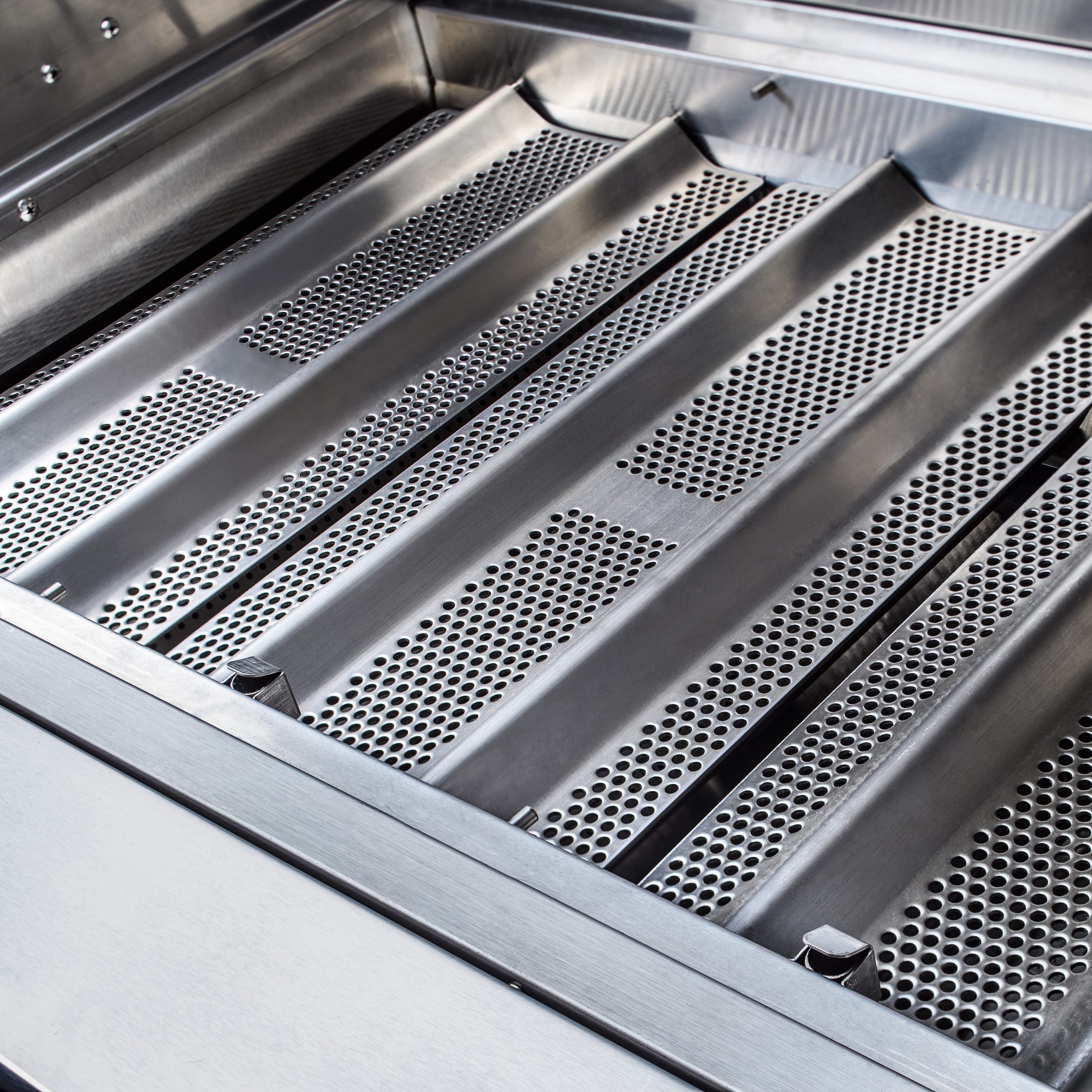 Blaze Professional 44-Inch 4 Burner Built-In Gas Grill With Rear Infrared Burner (Natural Gas)