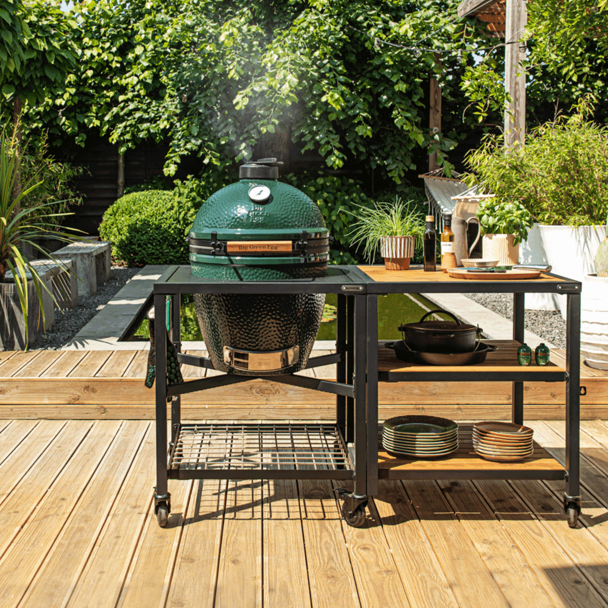 Big Green Egg Large Kamado Grill - Egg In The Box