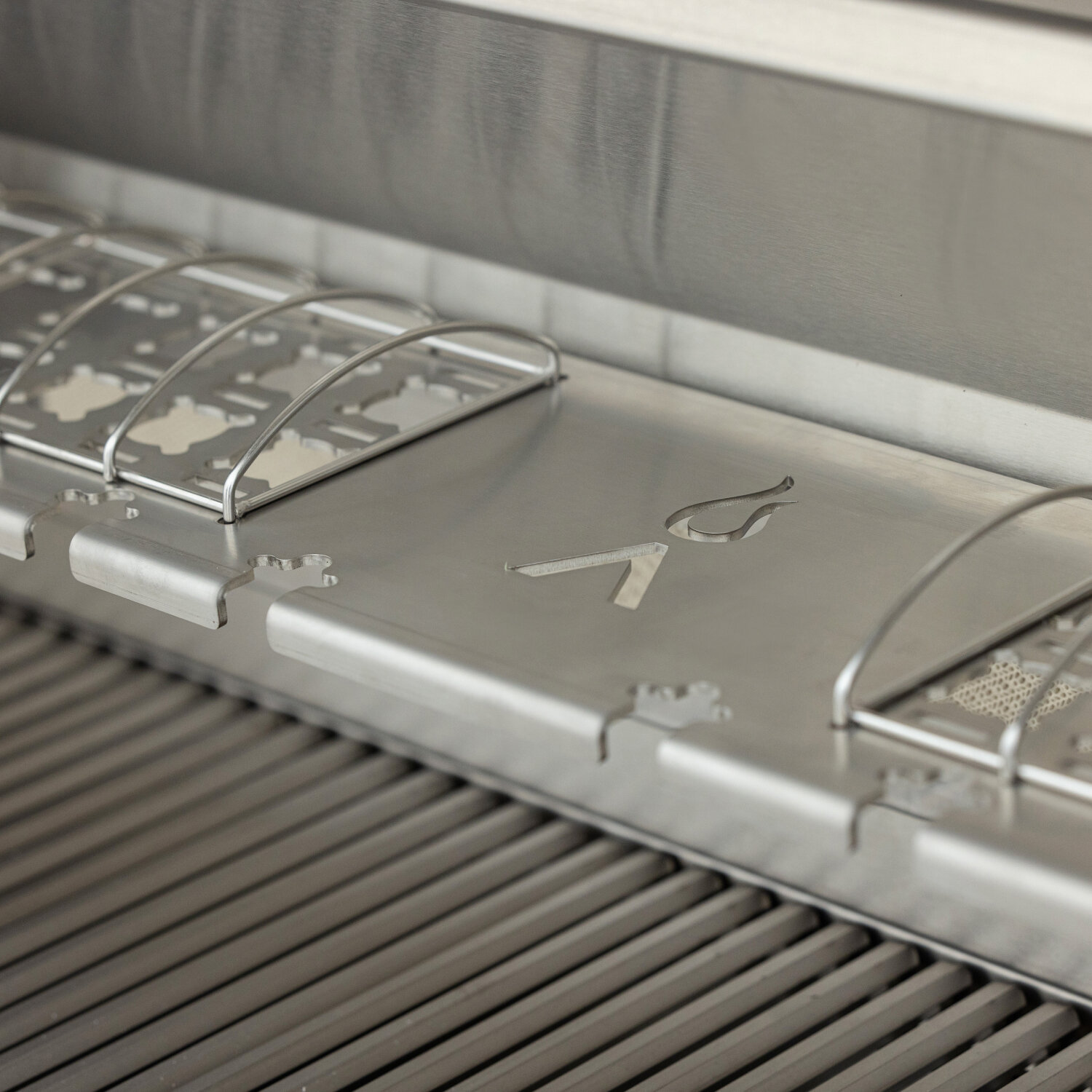 Blaze LTE PRO 32-Inch 4-Burner Gas Grill​ (Natural Gas)