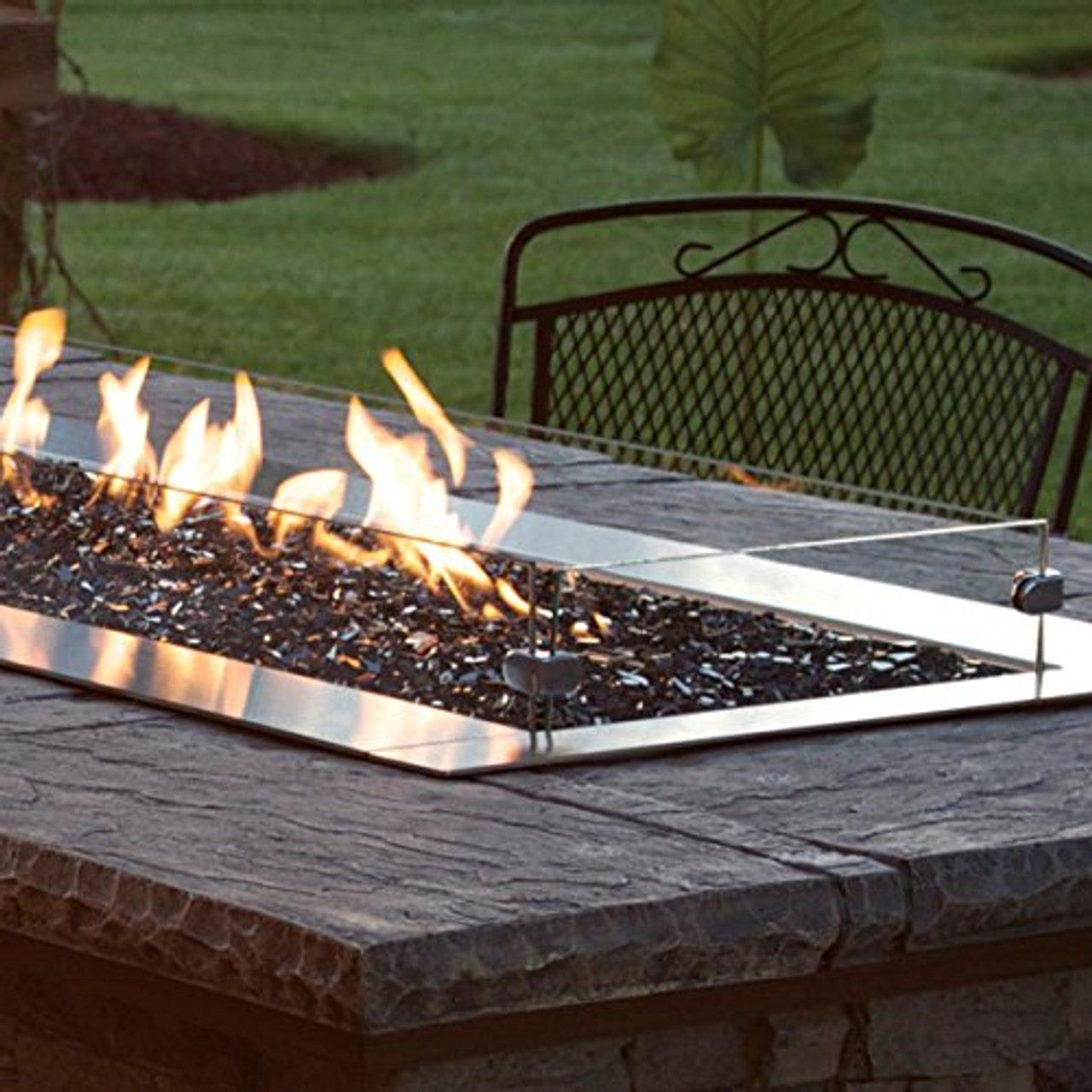 White Mountain Hearth By Empire Glass Wind Deflector Kit For 48-Inch Outdoor Linear Fire Pits - Wg484Lt