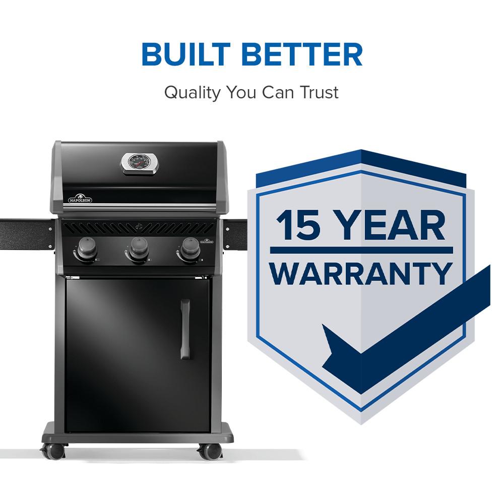 Napoleon Rogue 425 LP Grill, Black with cast iron grates *NEW - NOW AVAILABLE*